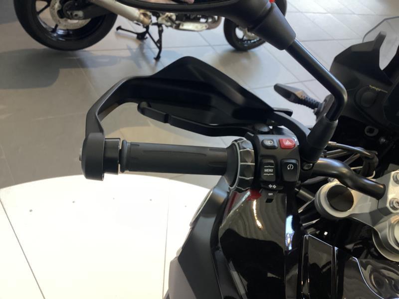 BMW F 750 GS Triple Black Abs