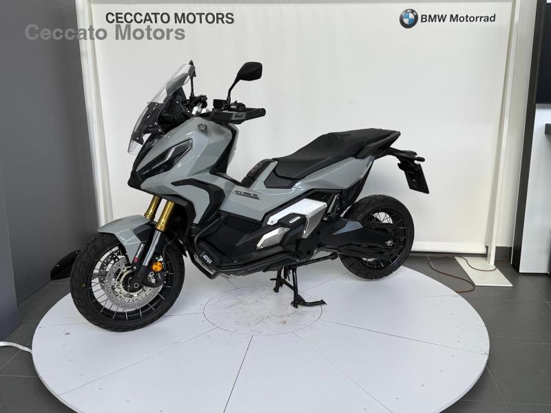 HONDA X-ADV 750 DCT Abs