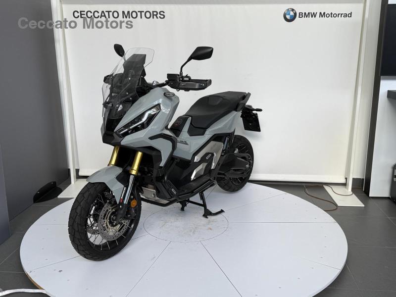 HONDA X-ADV 750 DCT Abs