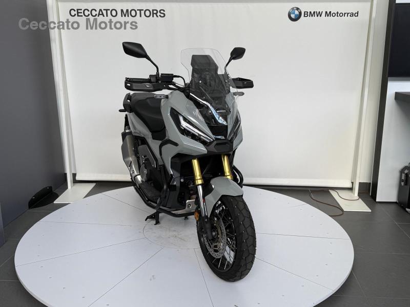 HONDA X-ADV 750 DCT Abs