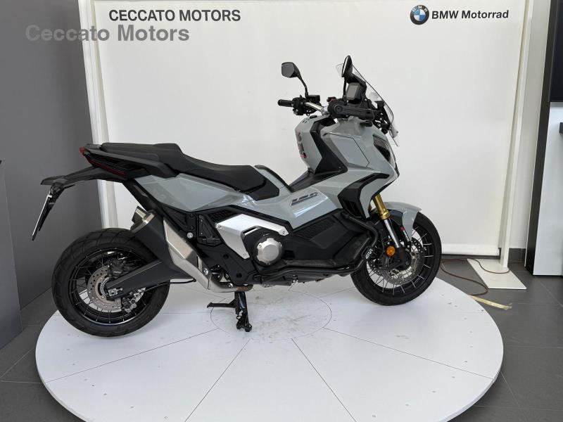 HONDA X-ADV 750 DCT Abs