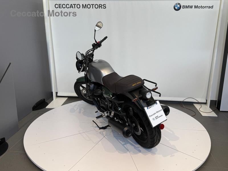 MOTO GUZZI V7 750 Stone