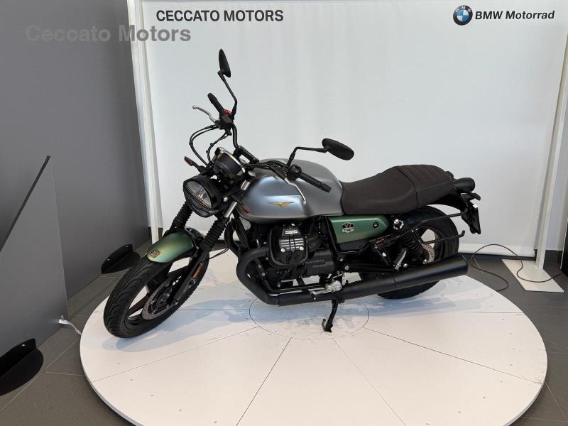 MOTO GUZZI V7 750 Stone