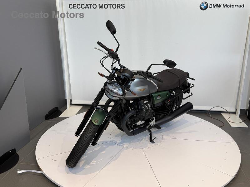 MOTO GUZZI V7 750 Stone