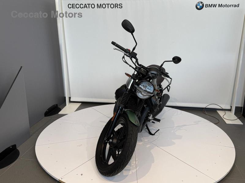 MOTO GUZZI V7 750 Stone