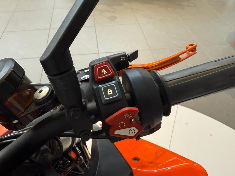 KTM 1290 Super Duke R Evo