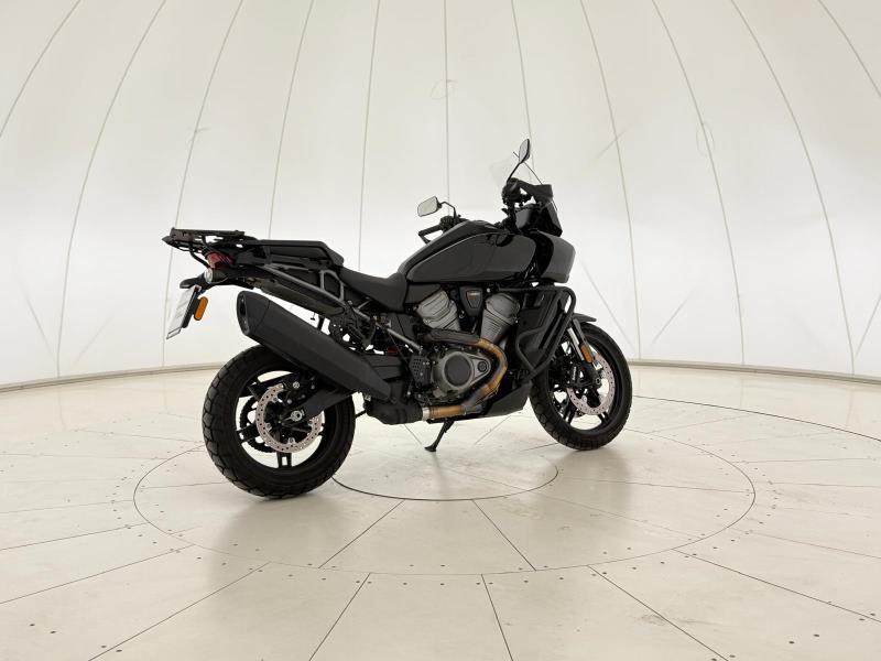 HARLEY DAVIDSON Pan America 1250 Vivid Black
