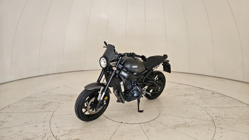 YAMAHA XSR 900 Abs