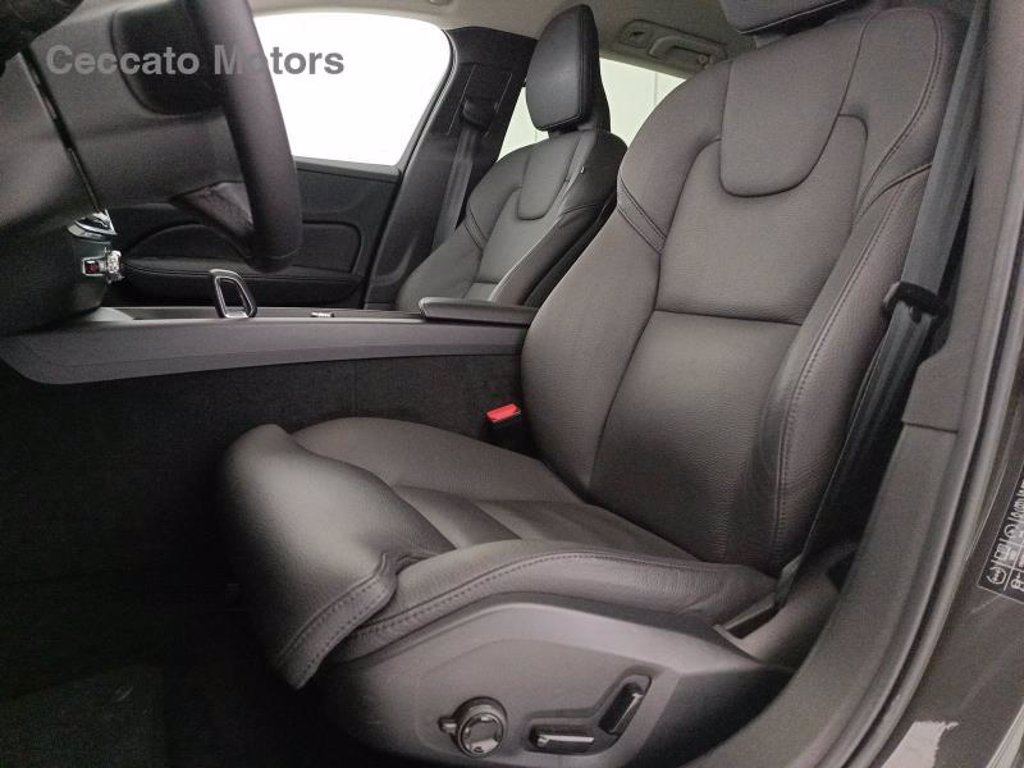 VOLVO V60 cross country 2.0 b4 plus awd auto