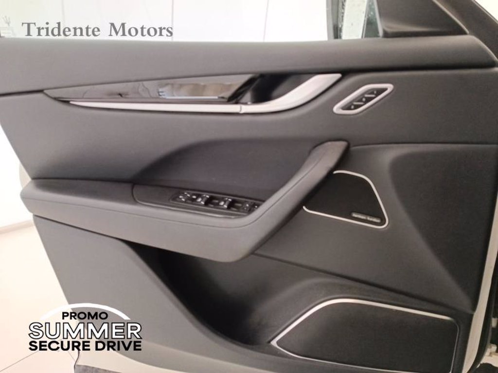 MASERATI Levante 3.0 v6 granlusso 275cv auto my19