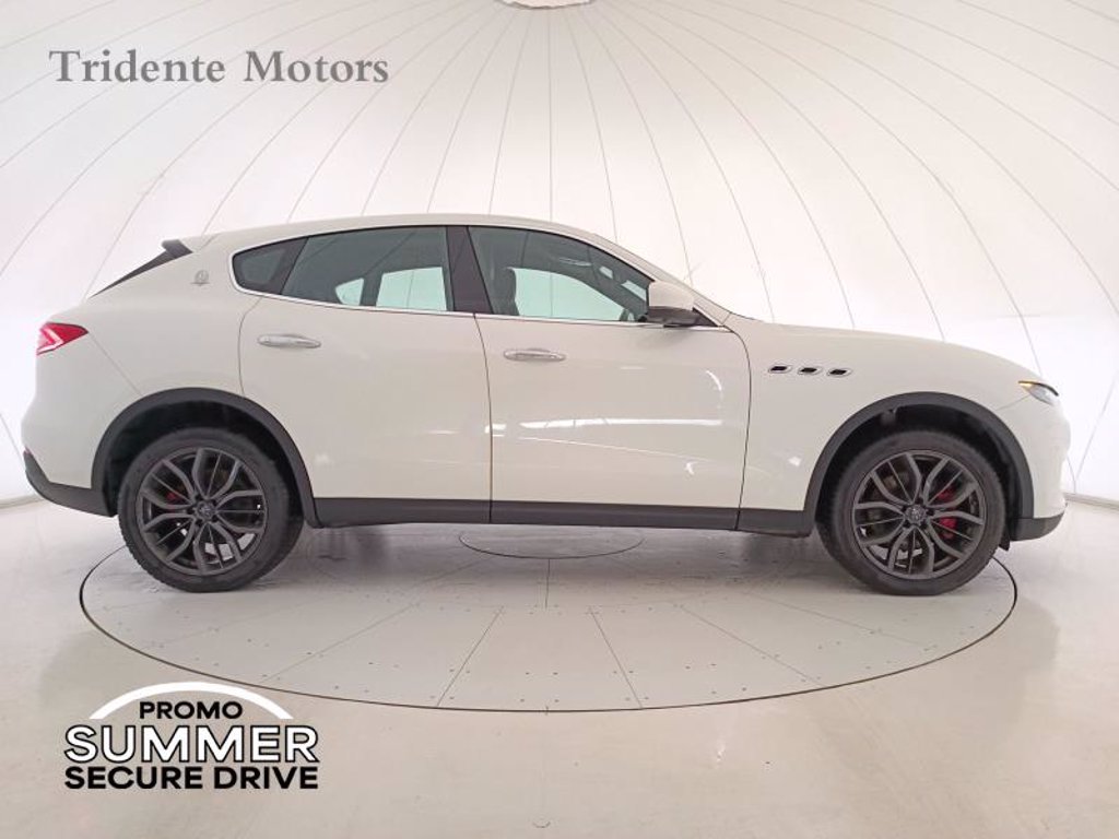 MASERATI Levante 3.0 v6 granlusso 275cv auto my19