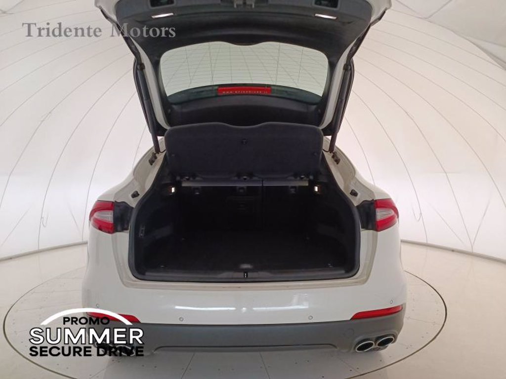 MASERATI Levante 3.0 v6 granlusso 275cv auto my19