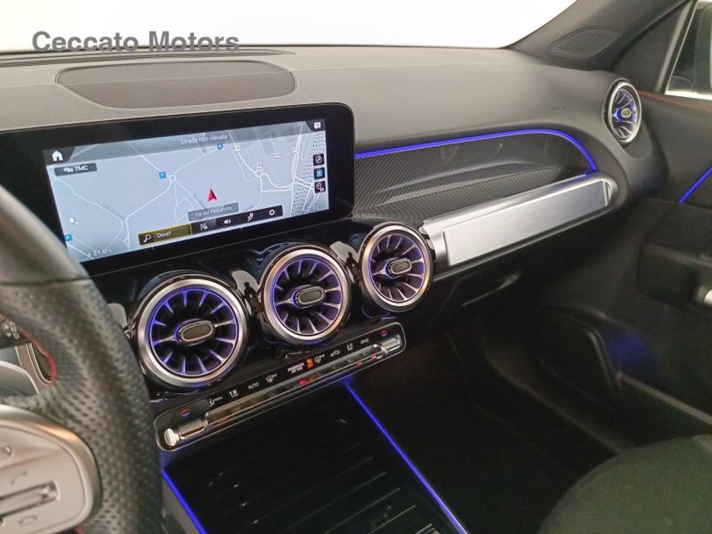 MERCEDES Glb 200 d premium auto