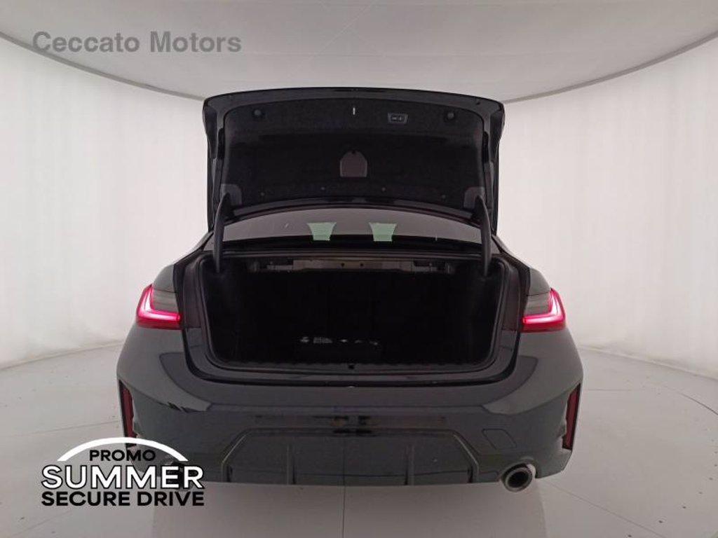 BMW 320i msport pro auto