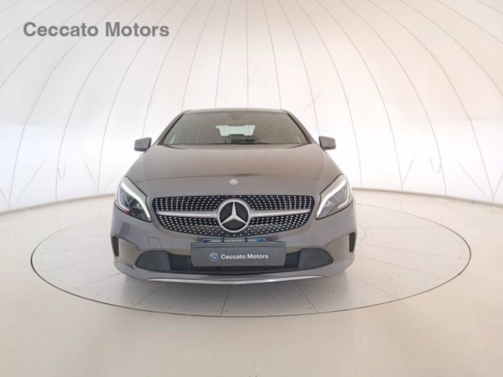 MERCEDES A 180 d premium auto my16