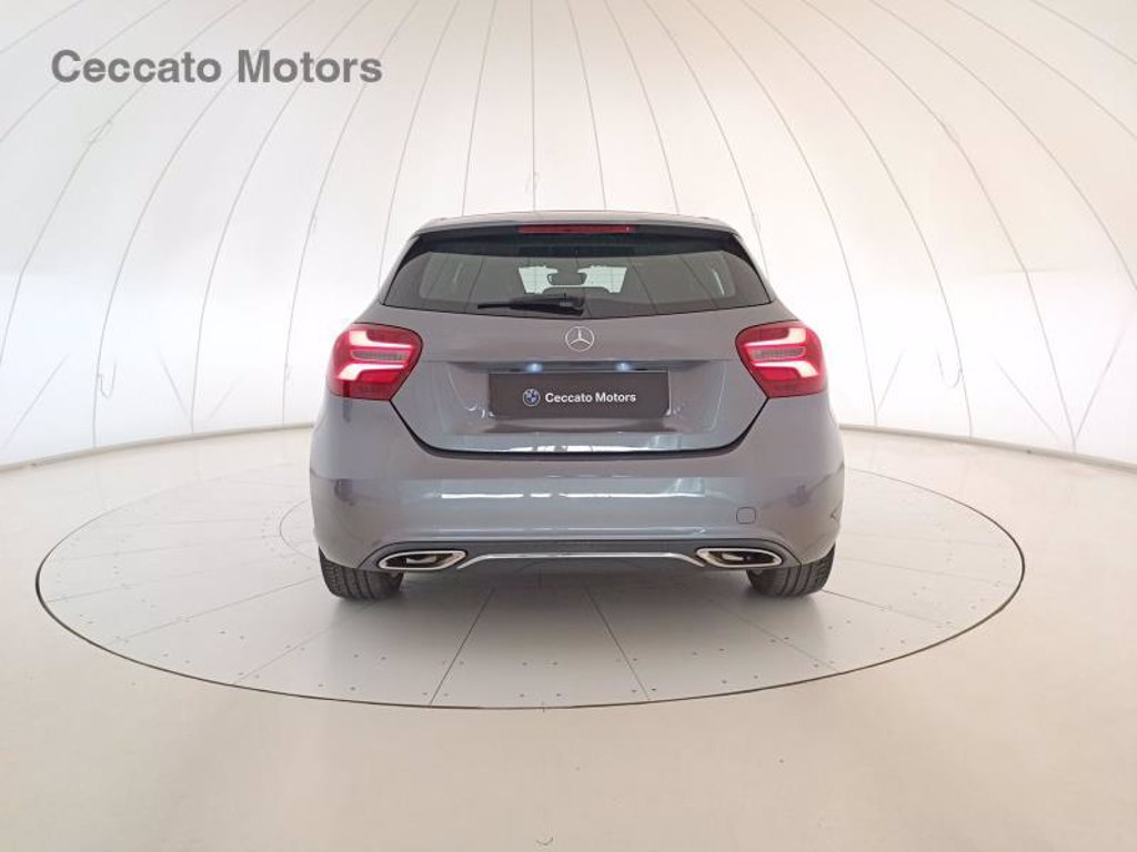 MERCEDES A 180 d premium auto my16