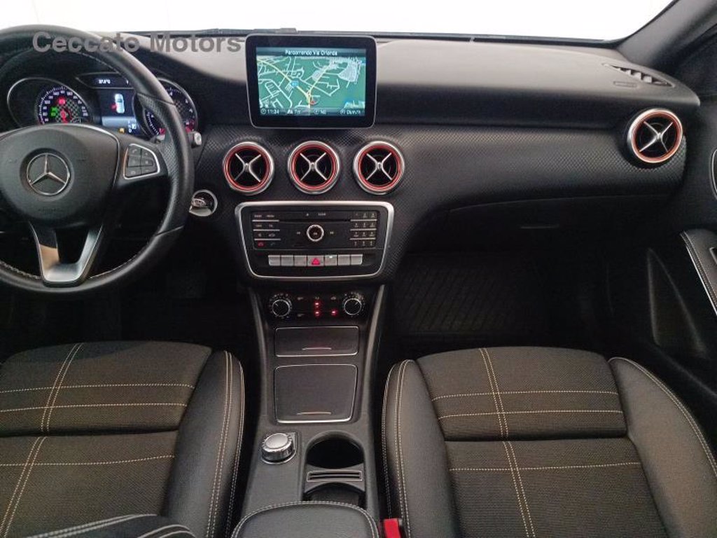 MERCEDES A 180 d premium auto my16