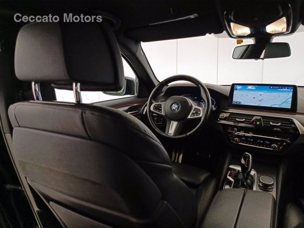BMW 530d touring mhev 48v xdrive msport auto