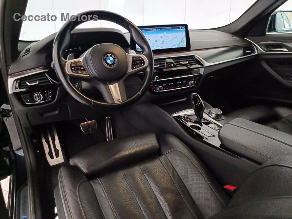 BMW 530d touring mhev 48v xdrive msport auto