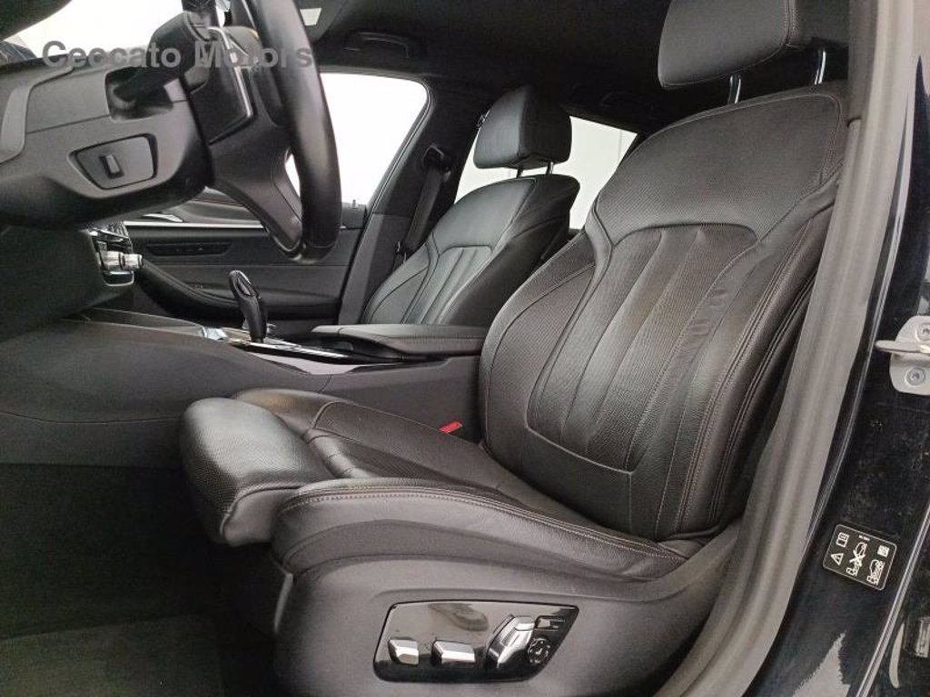 BMW 530d touring mhev 48v xdrive msport auto
