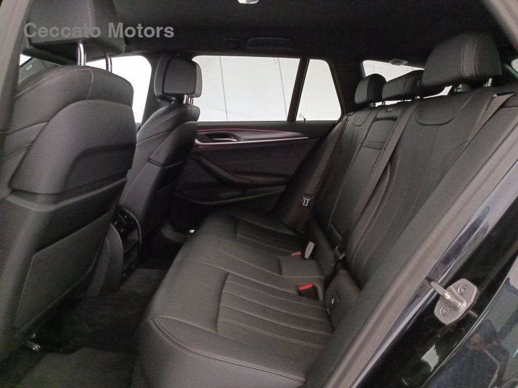 BMW 530d touring mhev 48v xdrive msport auto