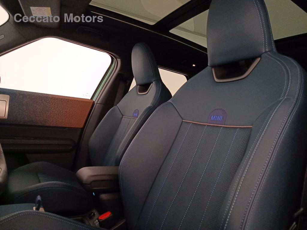 MINI Mini countryman se favoured all4