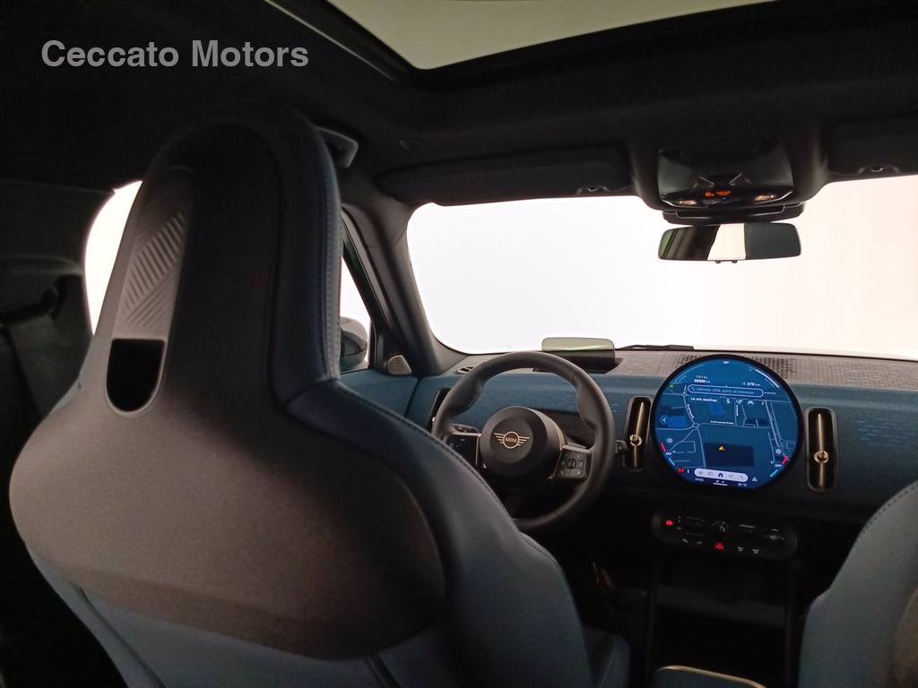 MINI Mini countryman se favoured all4