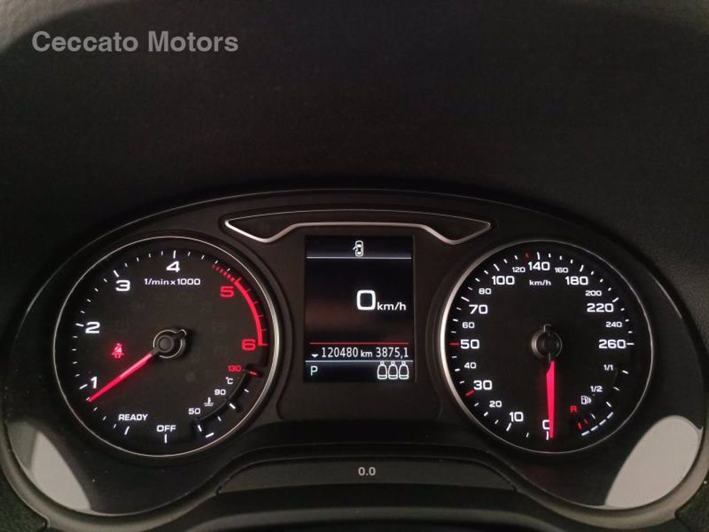 AUDI Q2 30 1.6 tdi business s-tronic my19