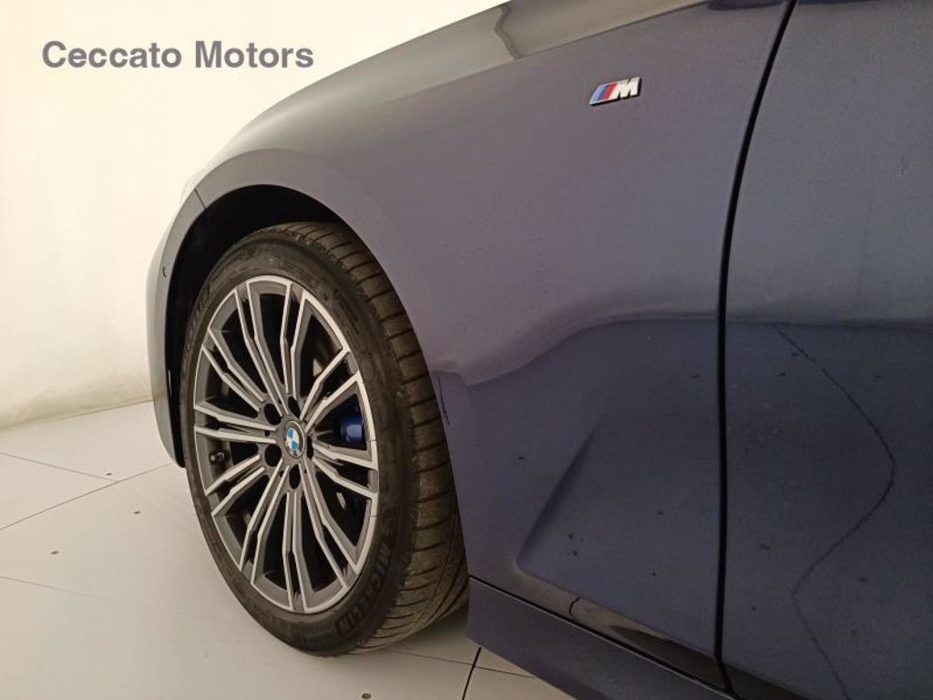 BMW 330d mhev 48v xdrive msport auto