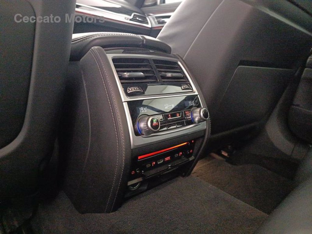 BMW 740d mhev 48v msport xdrive auto