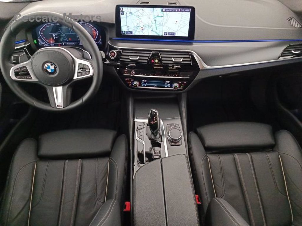 BMW 520d touring mhev 48v msport auto