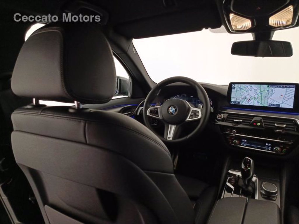 BMW 520d touring mhev 48v msport auto