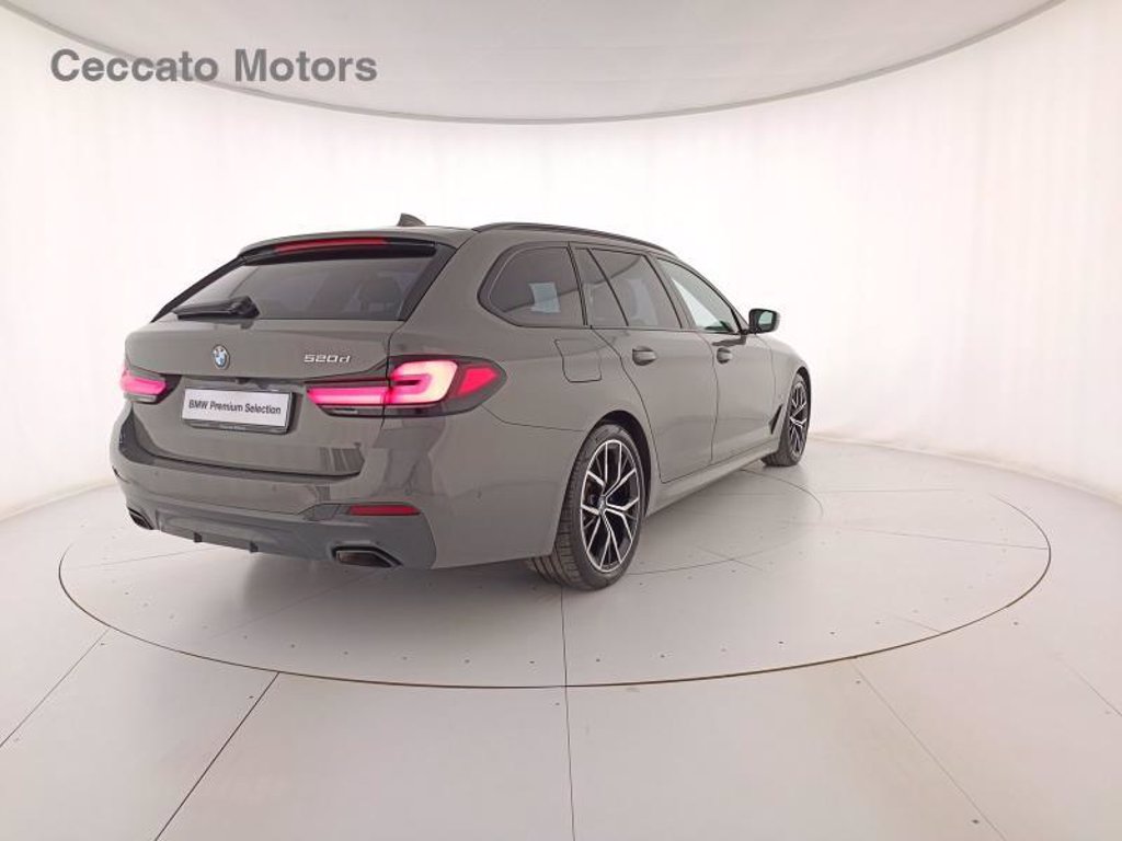 BMW 520d touring mhev 48v msport auto