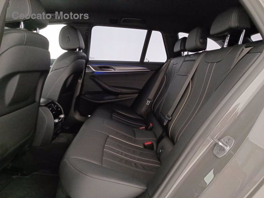 BMW 520d touring mhev 48v msport auto