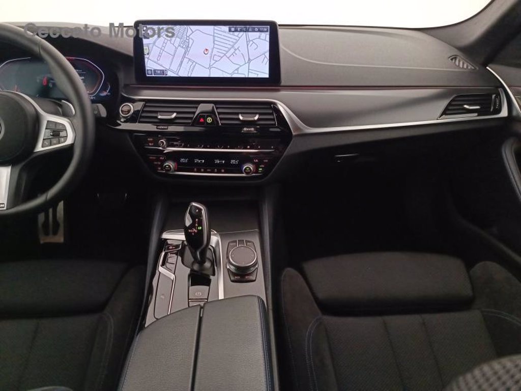 BMW 530d touring mhev 48v xdrive msport auto