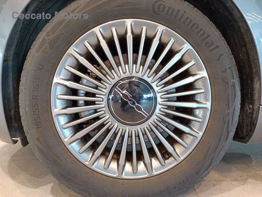 FIAT 500e 42 kwh icon