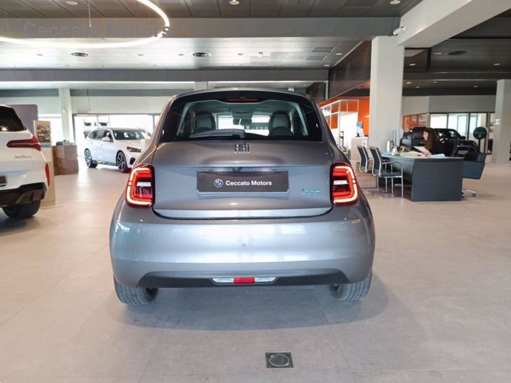FIAT 500e 42 kwh icon