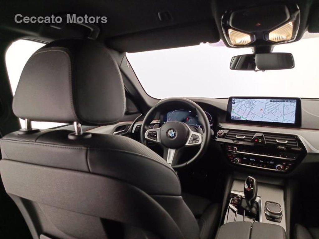 BMW 530d touring mhev 48v xdrive msport auto