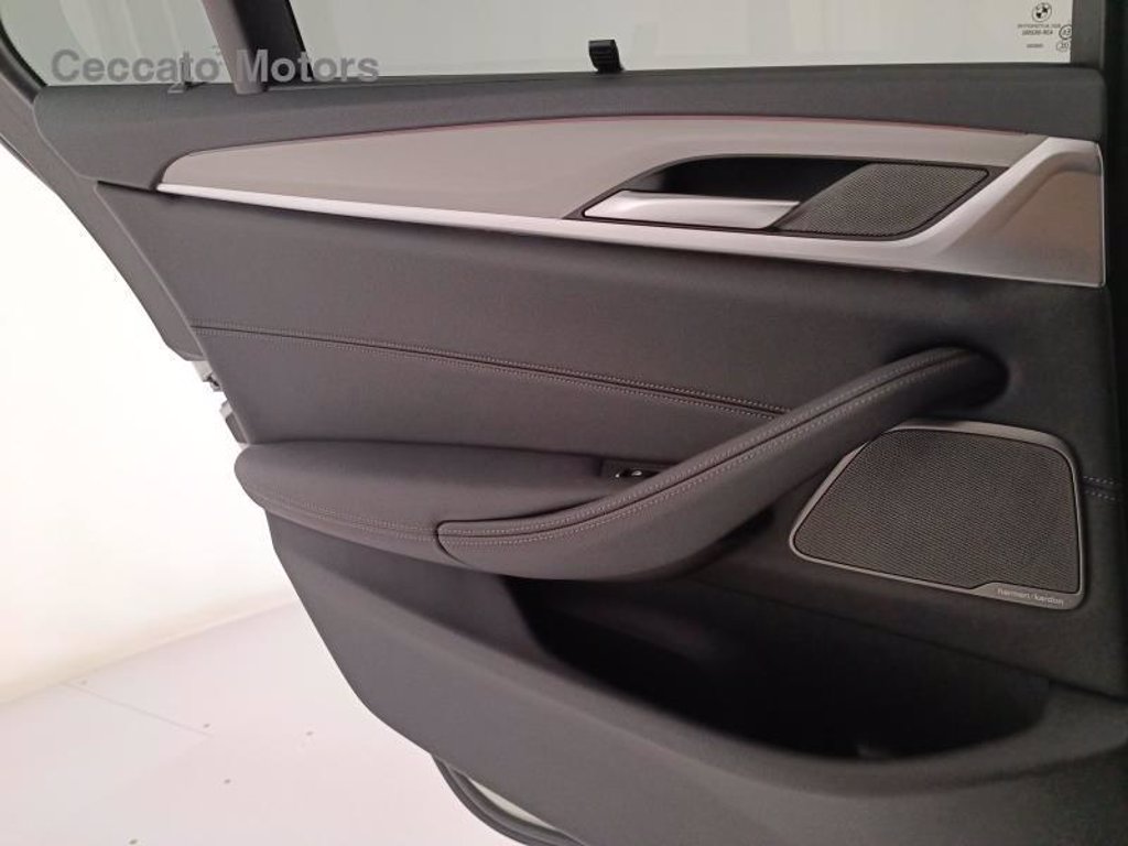 BMW 530d touring mhev 48v xdrive msport auto