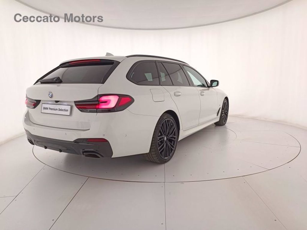 BMW 530d touring mhev 48v xdrive msport auto