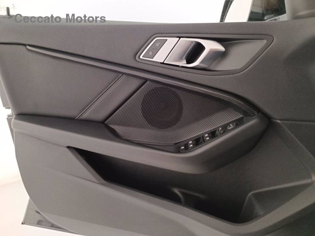 BMW 118d sport auto