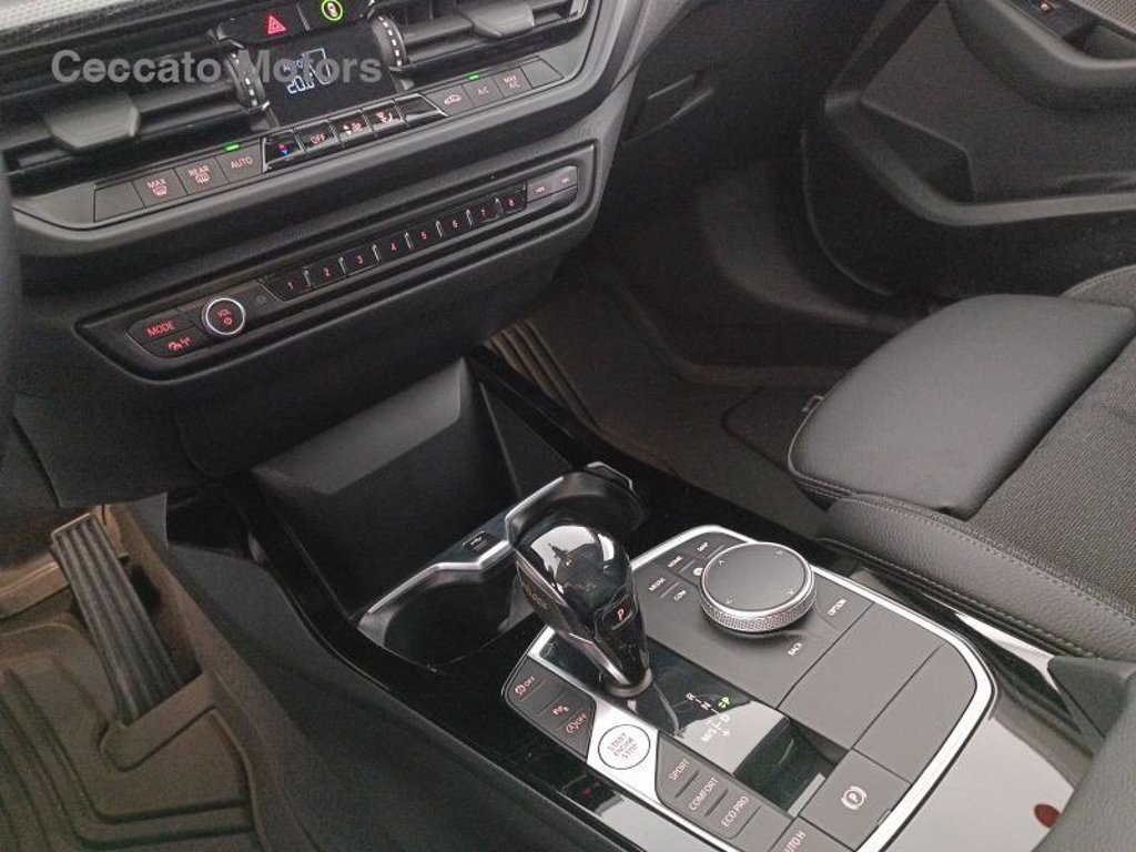 BMW 118d sport auto