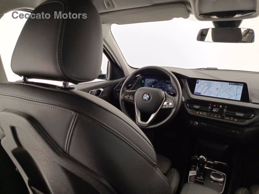 BMW 118d sport auto