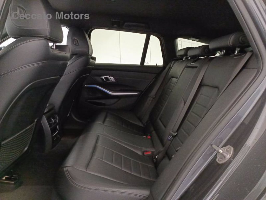 BMW 320d touring msport auto