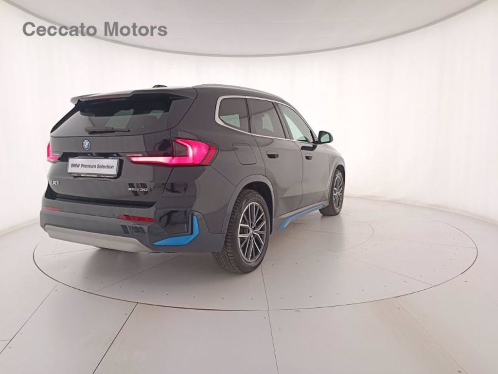 BMW Ix1 xdrive 30 x-line