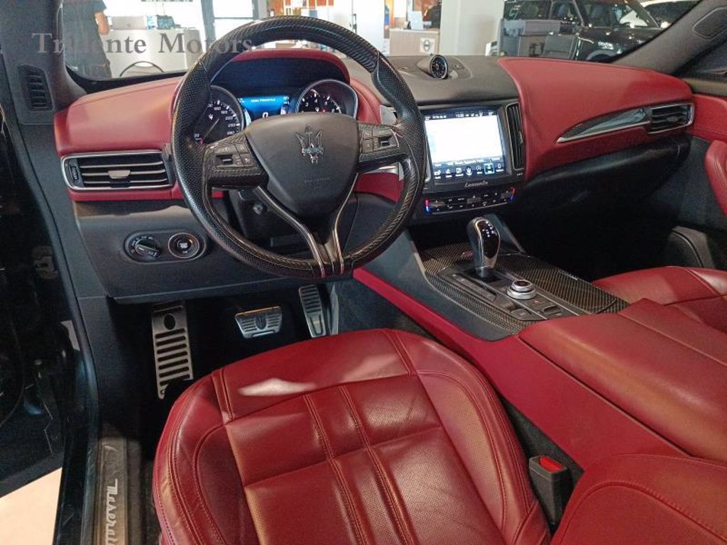 MASERATI Levante 3.0 v6 430cv auto