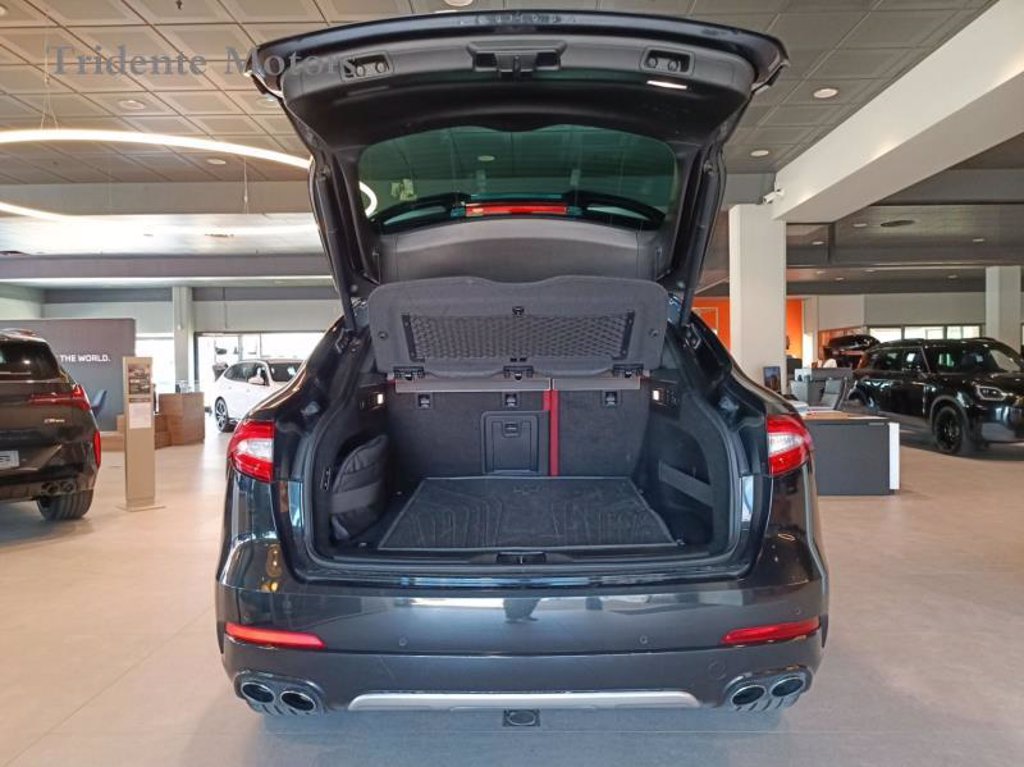 MASERATI Levante 3.0 v6 430cv auto
