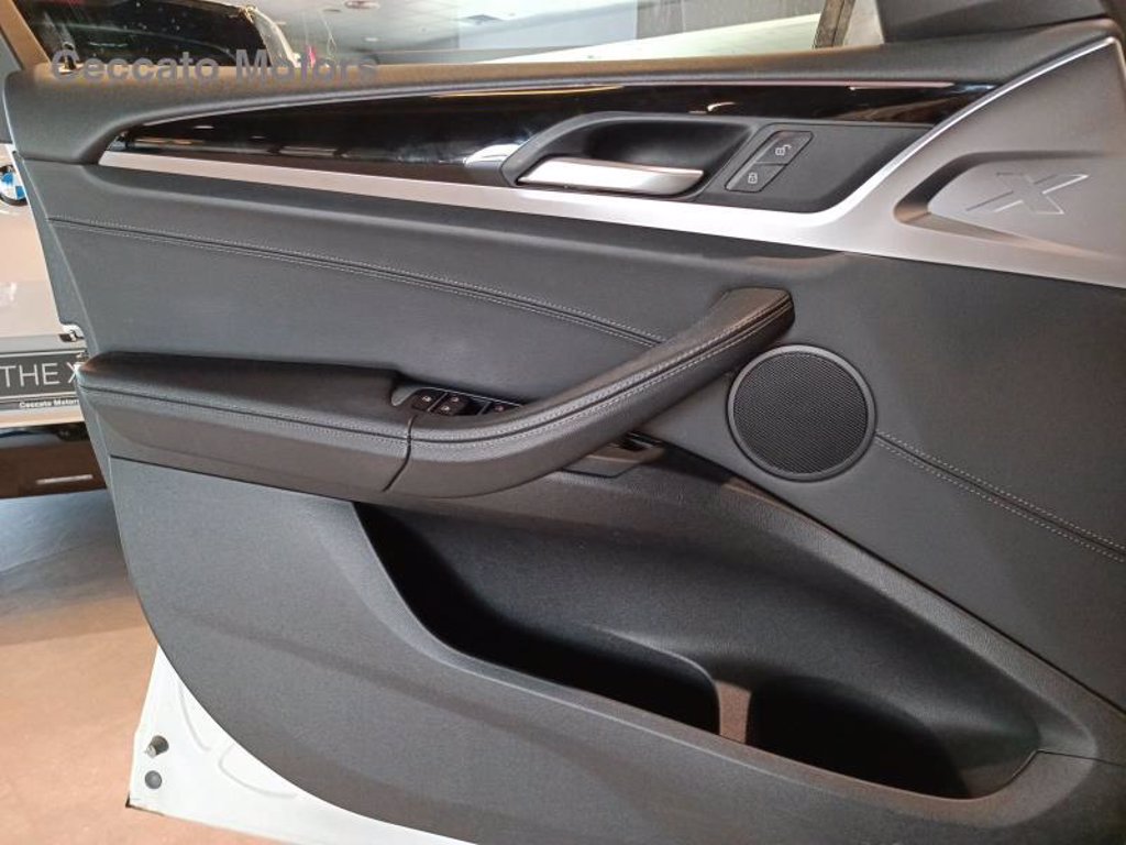 BMW X3 xdrive20d xline 190cv auto