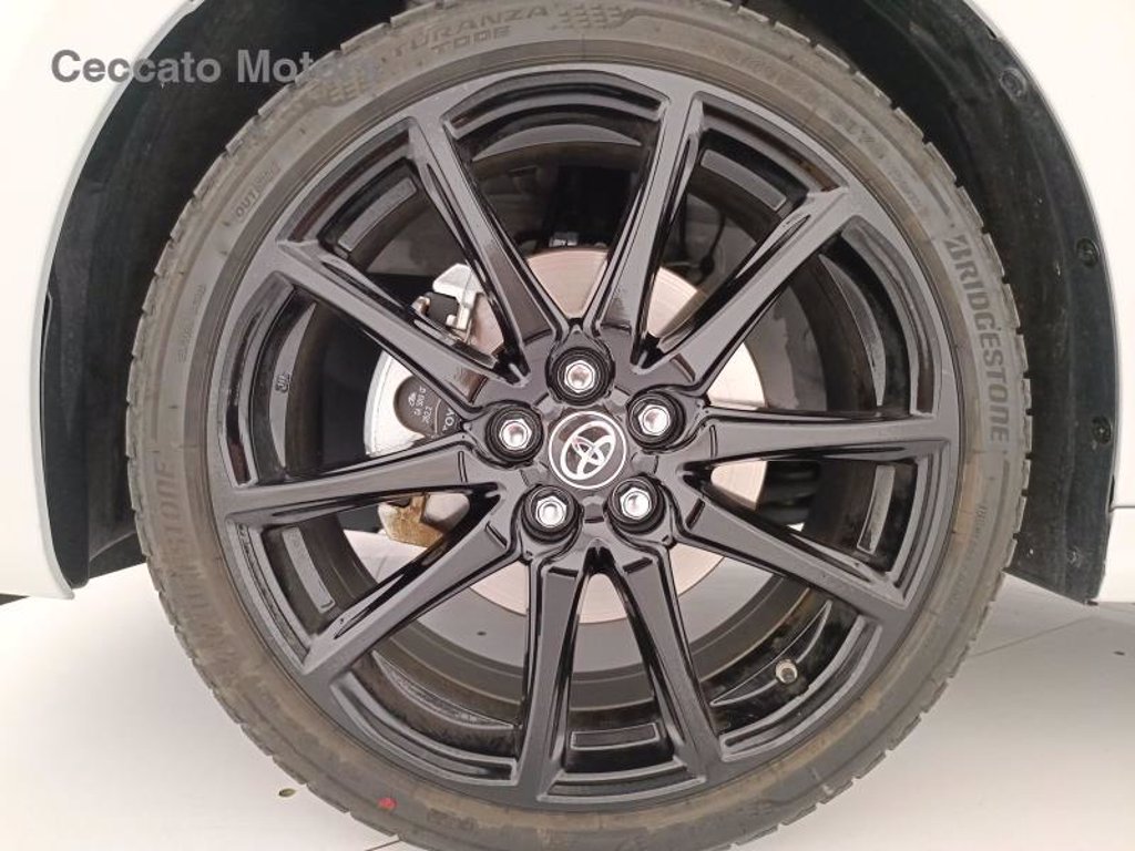 TOYOTA Yaris 1.5h gr sport