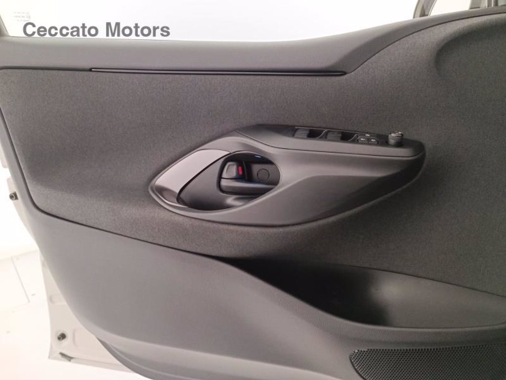 TOYOTA Yaris 1.5h gr sport